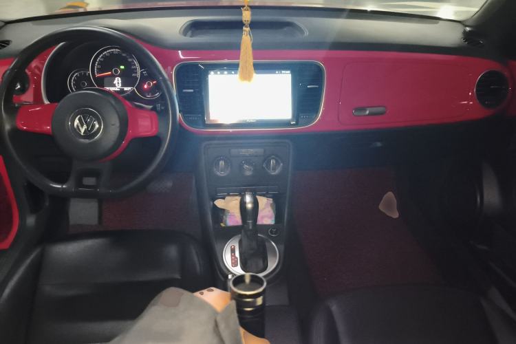 Used Volkswagen Beetle 2014 1.2TSI Fashion Edition Center Console