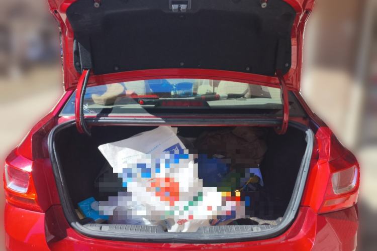 Used Chevrolet Cruze 2015 1.5L Classic SE AT Trunk