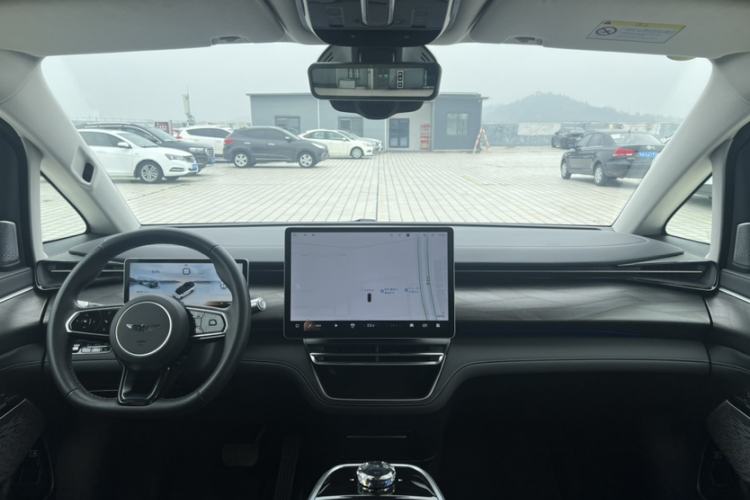 Used Geely Galaxy LEVC L380 2024 100 kWh 6-Seater Two-Wheel Drive Air
