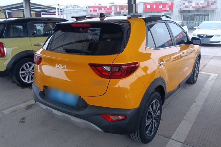 Used Kia kx1 Stonic 2021 1.4L CVT Fun & Sunroof Model
