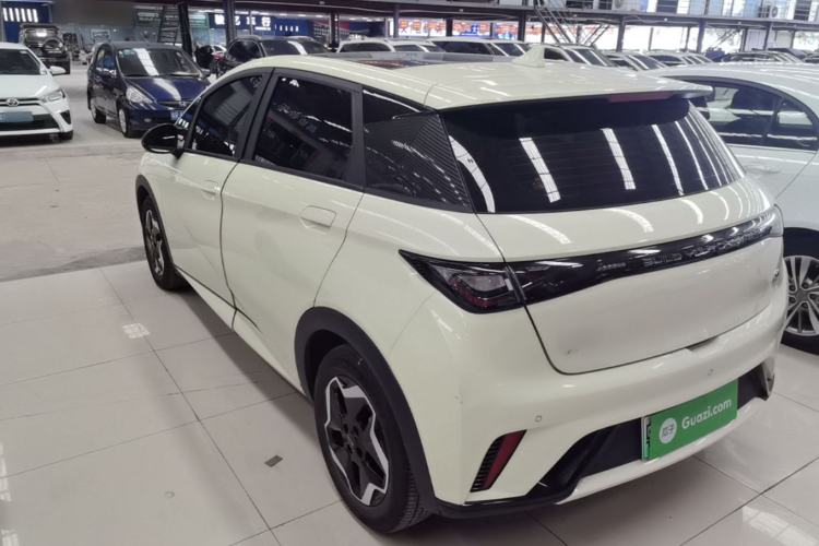 Used BYD Dolphin 2021 405 km Fashion Edition
