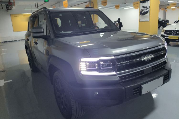 Used Formula Leopard 5 2023 Cloud Ride Flagship Edition