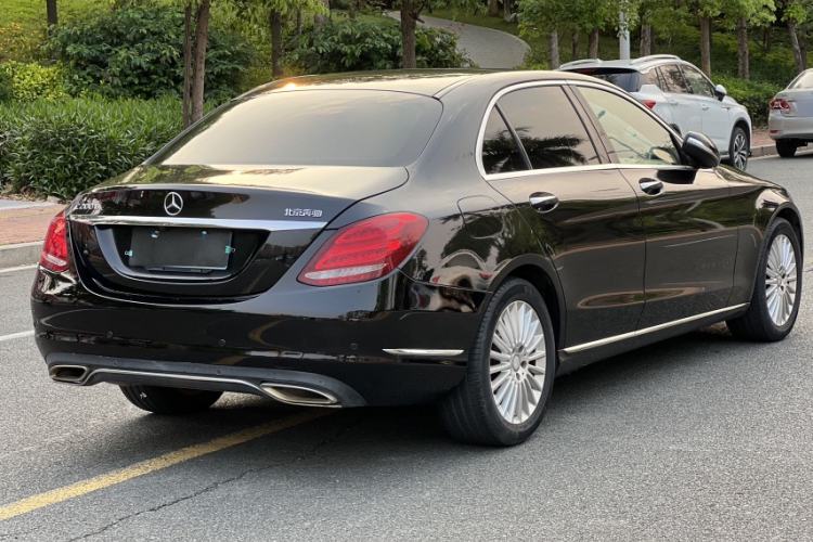 Used Mercedes-Benz C-Class 2015 C 200 L
