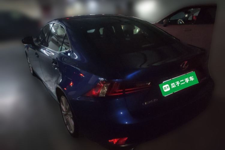 Used Lexus IS 2015 200t F SPORT
