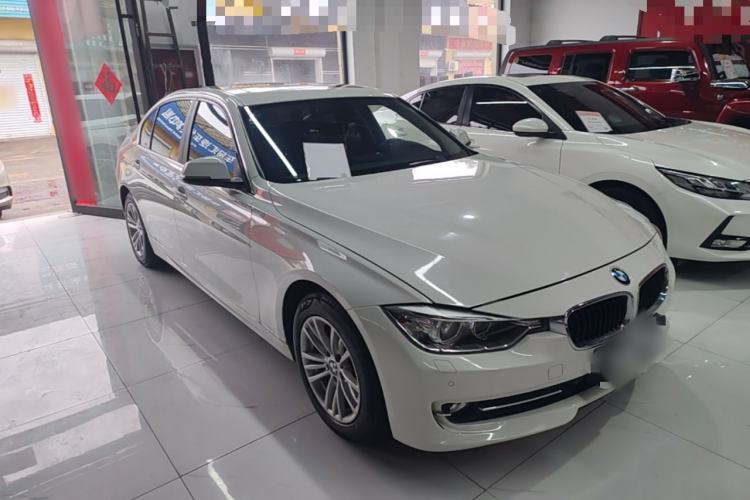 Used BMW 3 Series 2015 316Li Fashion Model
