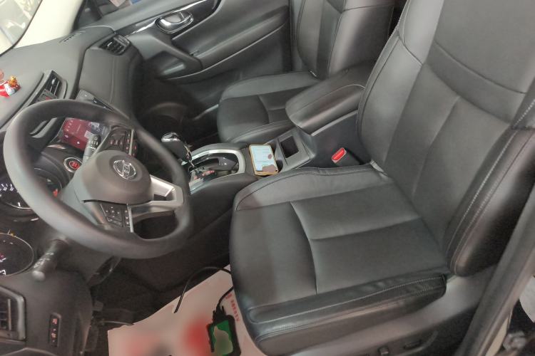 Used Nissan X-Trail 2021 2.0L CVT 2WD XL Premium SmartConnect Deluxe Edition Left Front Seat