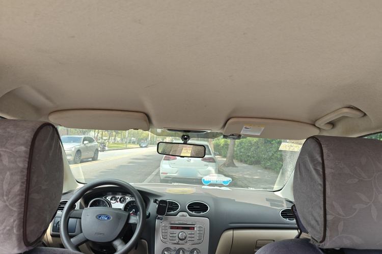 Used Ford Focus 2013 Sedan Classic 1.8L Automatic Base Model