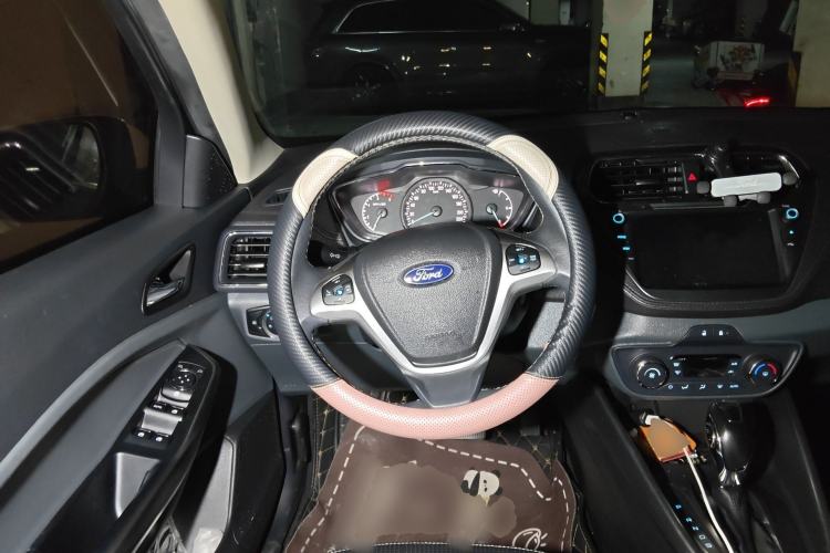 Used Ford Escort 2017 Happiness Edition 1.5L Automatic Fashion Version Steering Wheel
