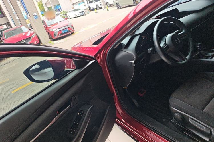 Used Mazda 3 Axela 2021 2.0L Automatic Zhiqing Edition