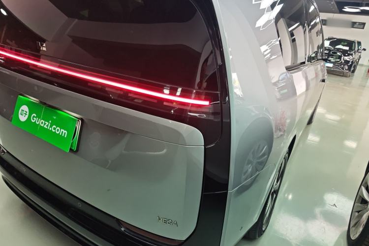 Used Li Auto MEGA 2024 Ultra Model Right Rear Taillight