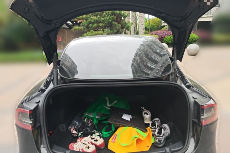 Used Tesla Model 3 2022 Performance High-Performance All-Wheel-Drive Version Trunk