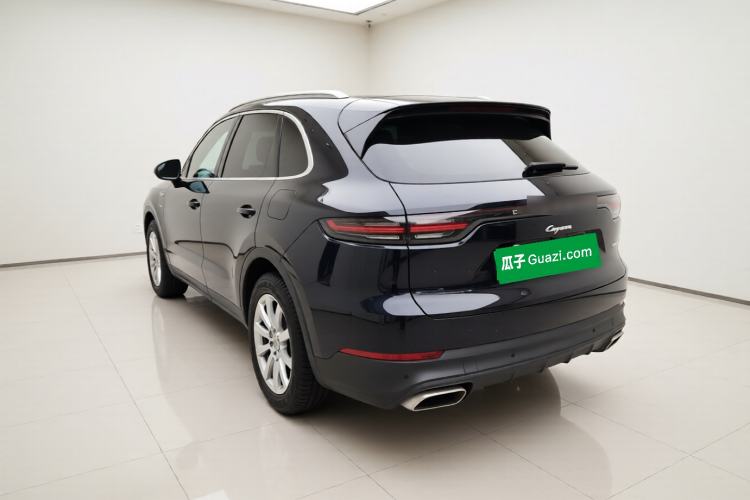 Used Porsche Cayenne E-Hybrid 2019 Cayenne E-Hybrid 2.0T Exterior 3