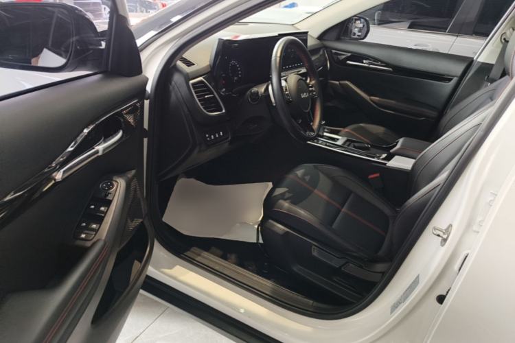 Used Kia KX3 2021 1.5L CVT Trend Edition Driver Seat