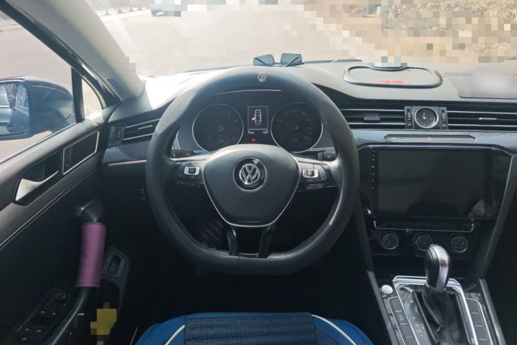 Used Volkswagen Magotan 2019 330TSI DSG Leading Model China VI Standard