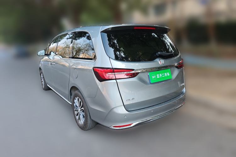 Used Buick GL8 2023 Facelifted Land Cruiser Executive Luxury Version