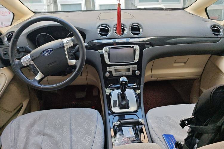 Used Ford S-MAX 2008 2.3L 7-Seater Flagship Navigation Version