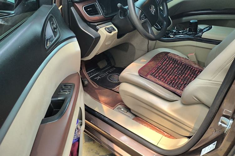 Used Buick GL8 2018 28T Comfort Model China VI Standard Driver Seat