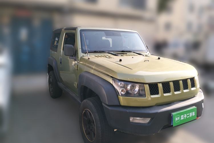Used BAIC Off-Road BJ40 2014 2.4L Manual Cross-Country Edition Front Right 45 Deg