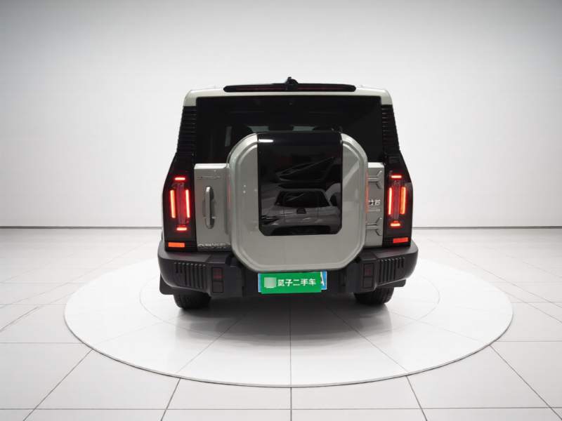 Used JETOUR Traveler 2023 2.0T All-Wheel Drive CrossPRO+ — 5