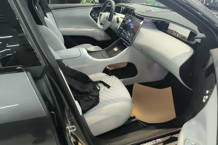 Used Avatr 11 2023 Harmony 90-degree Rear-wheel Drive Edition Right Front Seat