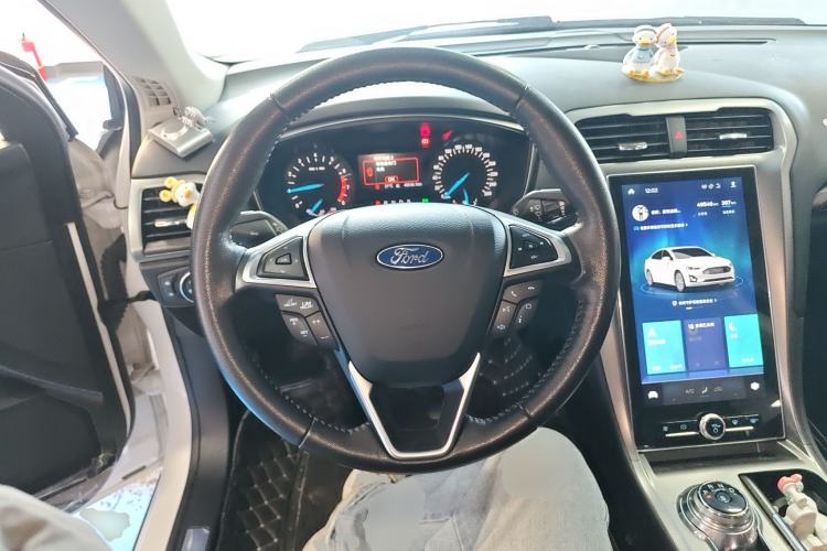 Used Ford Mondeo 2020 EcoBoost 200 Stylish Model Steering Wheel