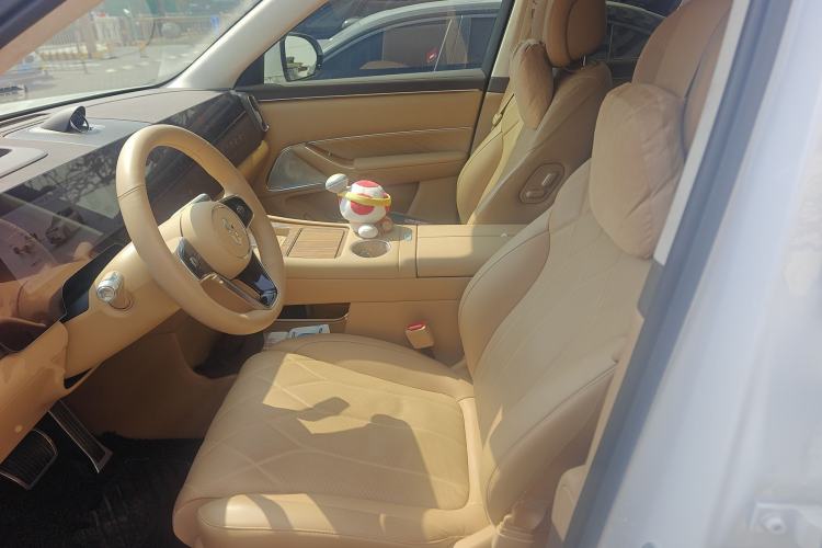 Used Hima AITO M8 2025 Extended-Range Max+ Version 53.4 kWh 6-Seater Edition Left Front Seat