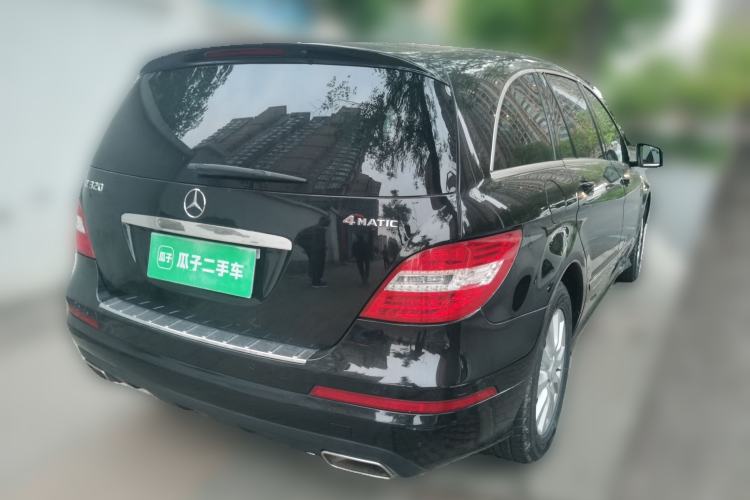 Used Mercedes-Benz R-Class 2017 R 320 4MATIC Business Edition Prestige Model Rear Right 45 Deg