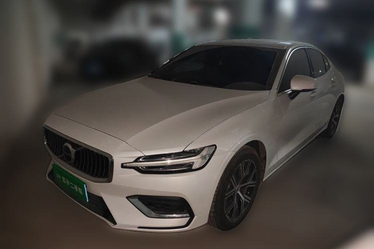 Used Volvo S60 2025 B4 Zhiyi Luxury Edition