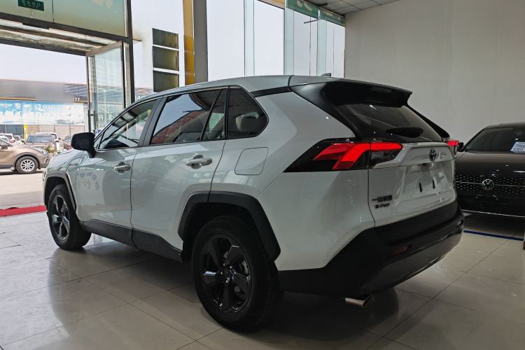 Used Toyota RAV4 Rongfang Plug-in Hybrid 2021 2.5L Two-Wheel Drive Elite Pro