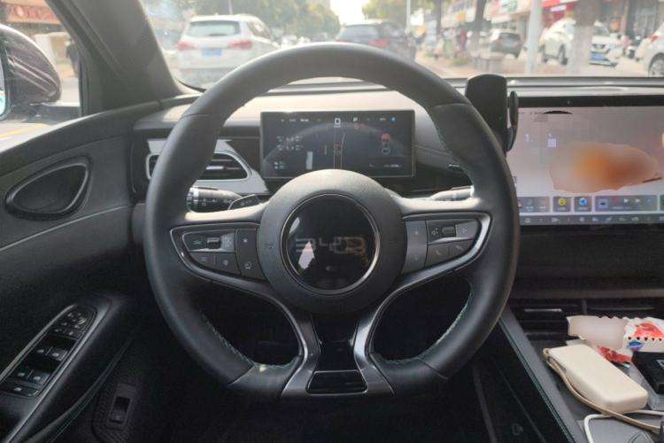 Used BYD Seal 06 New Energy 2025 DM-i Smart Drive 120KM Prestige Model Steering Wheel