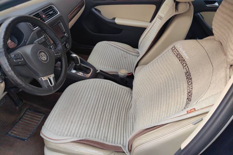 Used Volkswagen Sagitar 2012 1.4TSI Automatic Flagship Edition Left Front Seat