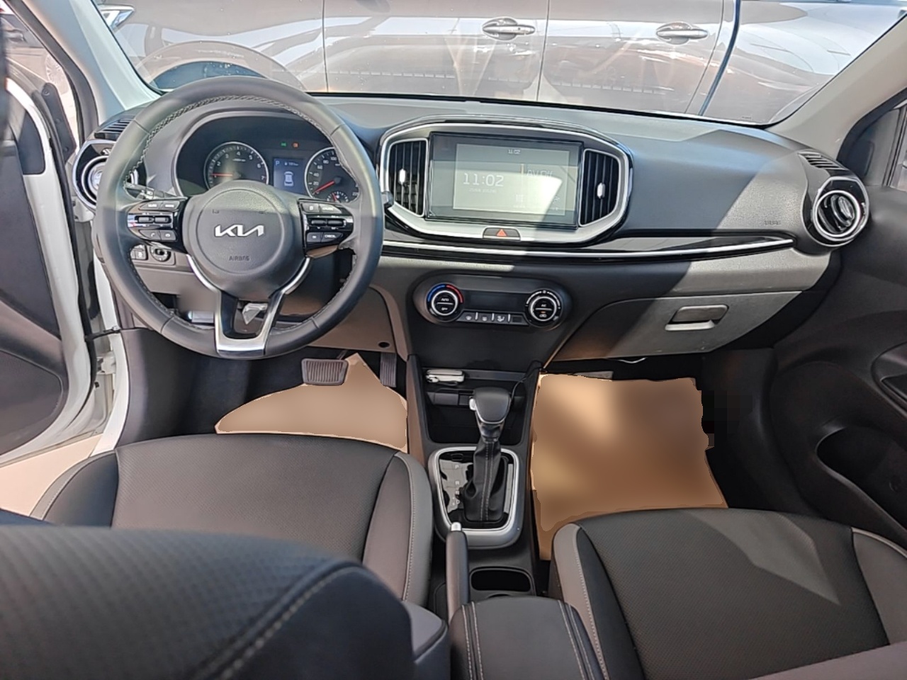 Kia kx1 Stonic 2021 1.4L CVT Sunroof Model — снимка 12