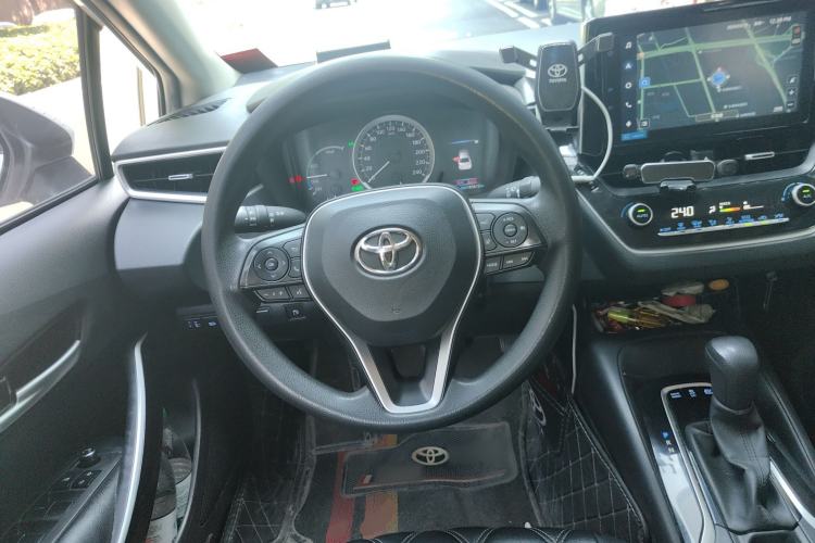 Used Toyota Corolla 2021 Dual-Motor 1.8L E-CVT Elite Edition
