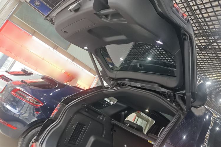 Used Land Rover Discovery Sport New Energy 2022 Facelifted P300e Plug-in Hybrid Electric Version
