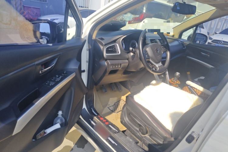 Used Suzuki S-Cross 2015 1.6L Manual Two-Wheel Drive Elite Model
