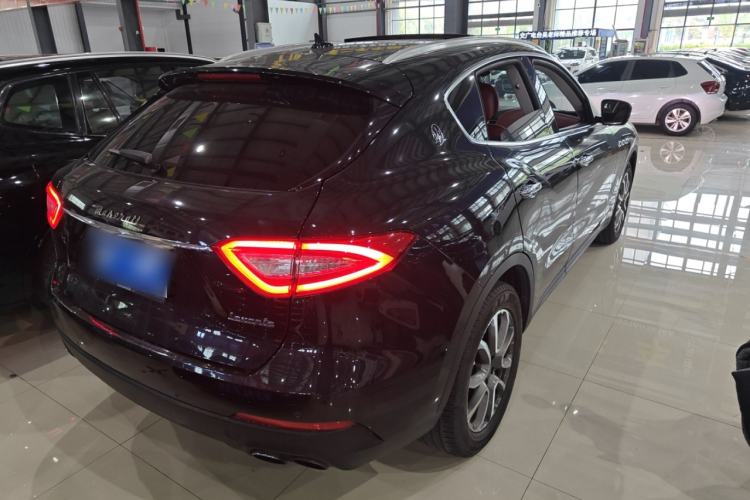 Used Maserati Levante 2016 3.0T Standard Edition Rear Right 45 Deg