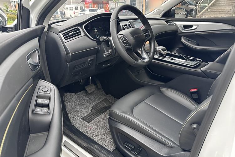 Used Roewe i6 MAX 2020 300TGI Automatic "Swell Cool Smart Drive" Edition