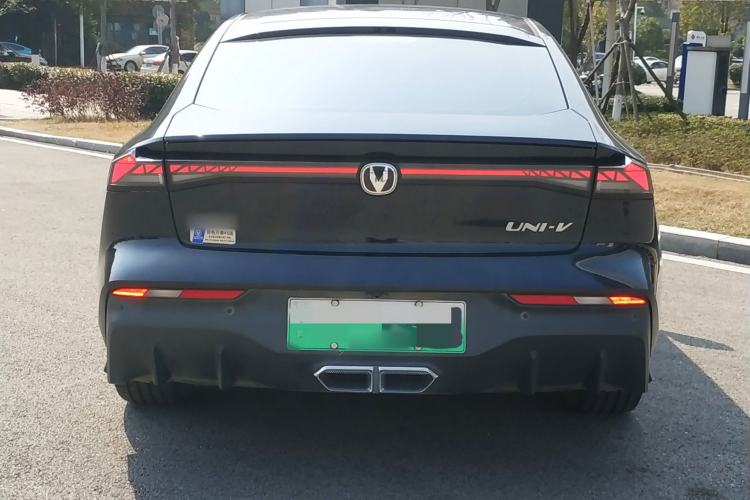 Used Changan UNI-V iDD 2024 Blue Whale Smart Electric iDD 136km Luxury Model