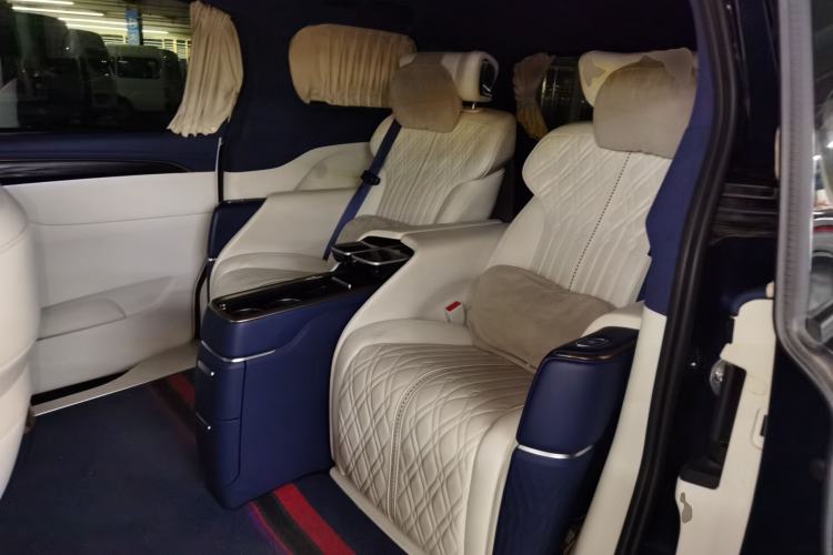 Used Buick GL8 2020 Avenir Avia Four-Seat Luxury Edition