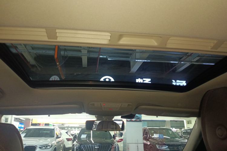 Used Mercedes-Benz E-Class 2016 E 200 L Sport Edition Headliner