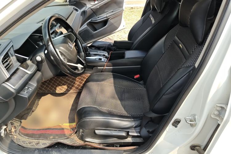 Used Honda Civic 2016 220TURBO CVT Luxury Edition
