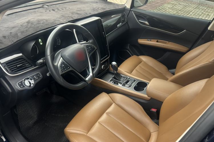 Used BYD Song MAX 2018 1.5T Automatic Smart Connect Elite Model with 6 Seats
