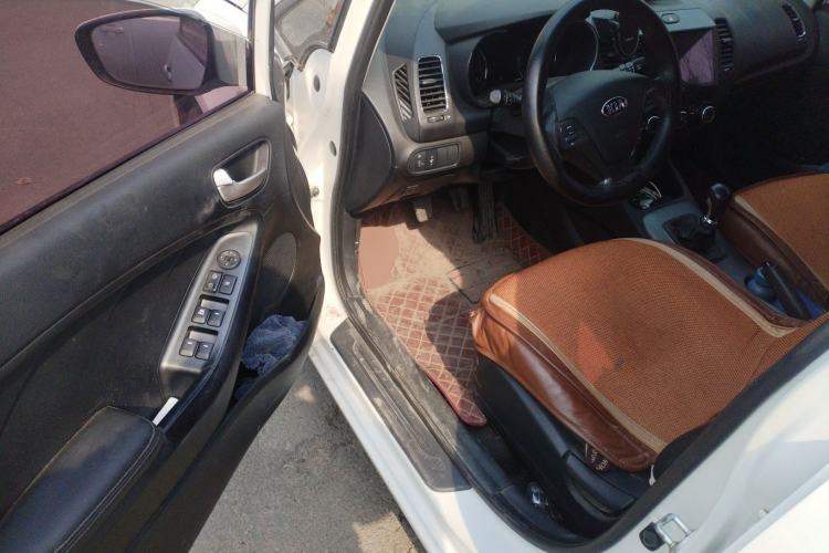 Used Kia K3 2015 1.6L Manual GL
