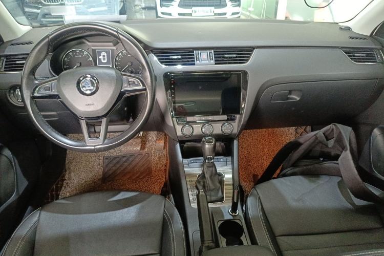 Used Skoda Octavia 2017 1.6L Automatic Smart Drive Edition
