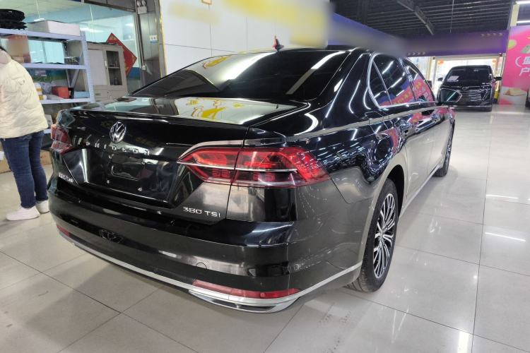 Used Volkswagen Phideon 2018 Revised Version 380TSI Two-Wheel Drive Business Edition
