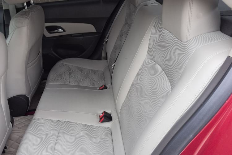 Used Chevrolet Cruze 2015 1.5L Classic SE AT
