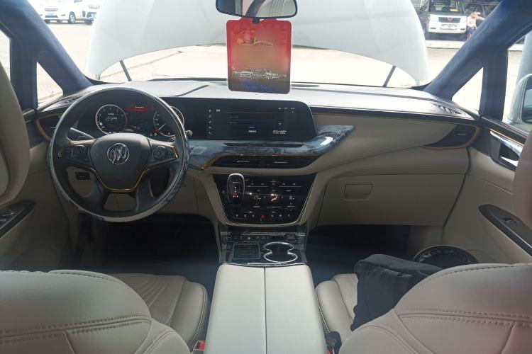 Used Buick GL8 2021 ES Landtrek 653T Comfort Edition