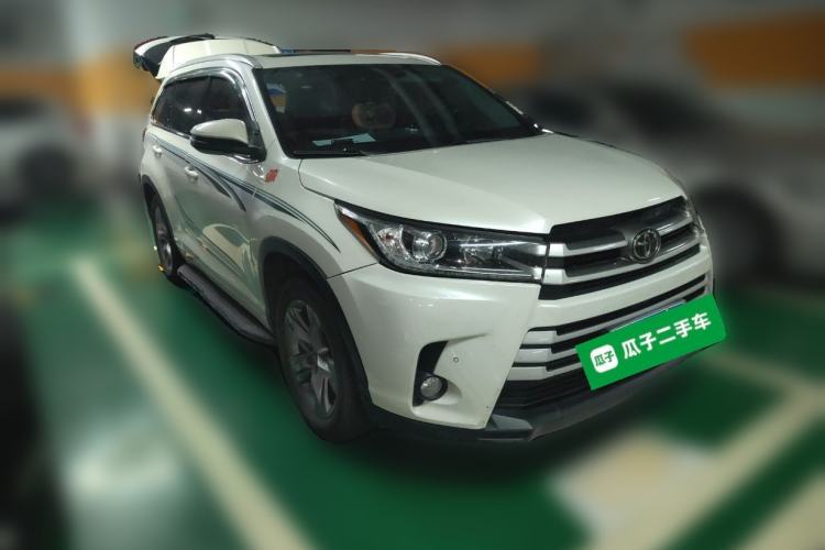 Used Toyota Highlander 2018 2.0T Four-Wheel Drive Luxury Edition 7 Seats China V Emission Standard
