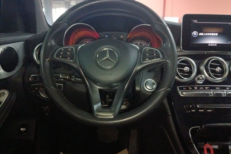 Used Mercedes-Benz GLC Coupe 2017 GLC 200 4MATIC Coupe SUV Steering Wheel