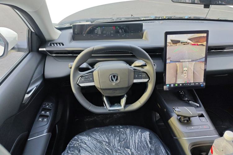 Used Changan Eado 2025 Blue Whale 1.5T 500Bar Prestige Model